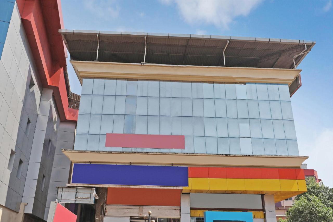 Oyo Hotel Hindustan Deluxe Mangalore Buitenkant foto